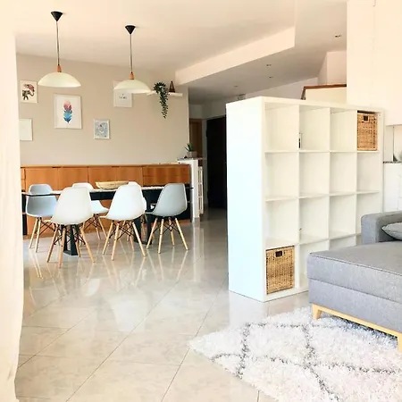Apartment Appartamento Incantevole Centrale Con Parcheggio